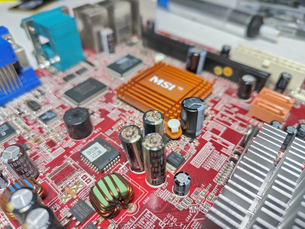 επισκευή μητρικής πλακέτας σταθερού υπολογιστή θεσσαλονίκη